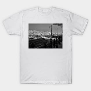 Castle District viewed from Pest T-Shirt